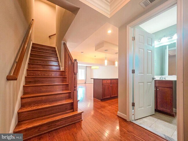 property at 4181 S Four Mile Run Dr