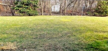 9026 Newport Way in Livonia, MI - Building Photo - Building Photo