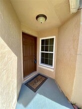 880 Nelson Dr in Kissimmee, FL - Building Photo - Building Photo