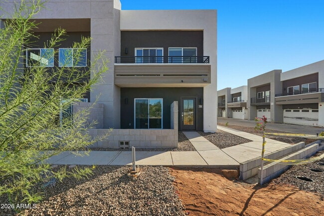 8137 E Brown Rd in Mesa, AZ - Building Photo - Building Photo