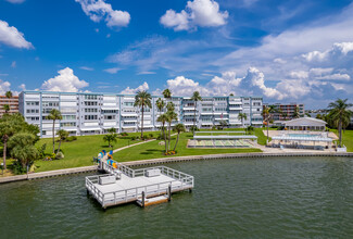 Shore Towers in South Pasadena, FL - Building Photo - Building Photo