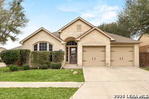 3038 Hidden Mdw in Seguin, TX - Building Photo