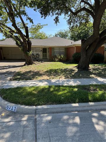 6711 Ascot Ln in Dallas, TX - Building Photo