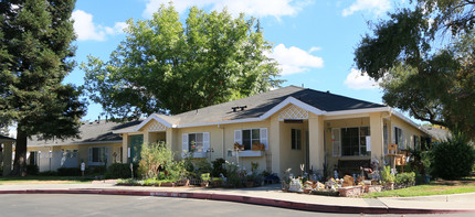 Conant Place in Modesto, CA - Building Photo - Building Photo