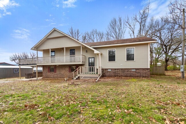 12405 Bethel Blacktop Rd in Farmington, AR - Building Photo - Building Photo