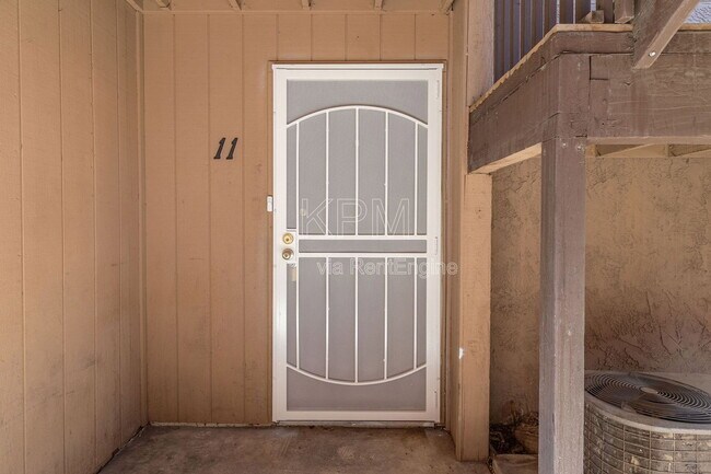 4332 Pacific Ave in Stockton, CA - Building Photo - Building Photo