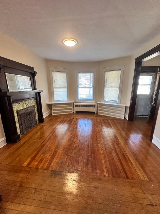 612 7th St in Watervliet, NY - Building Photo - Building Photo