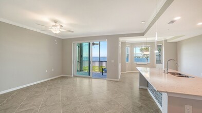 1030 Tidewater Shores Loop in Bradenton, FL - Building Photo - Building Photo