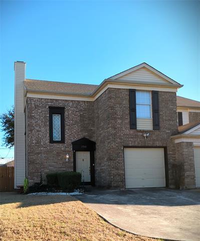 1510 Creek Bank Ln in Arlington, TX - Building Photo