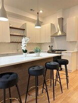 206 Fulton Ave, Unit 1 in Jersey City, NJ - Building Photo