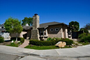 10805 Cloverfield Point in San Diego, CA - Building Photo