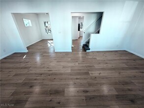 10714 Greenlawn Ave in Cleveland, OH - Building Photo - Building Photo