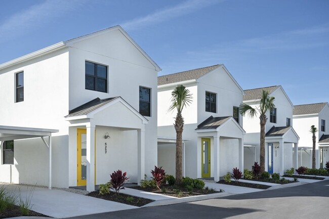 Argos by Soltura Rental Homes in Ft. Myers, FL - Building Photo - Building Photo