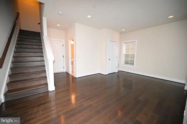 2413 Glenallan Ave in Silver Spring, MD - Building Photo - Building Photo