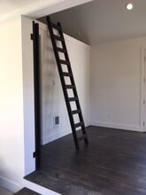 68 NE Beech St in Portland, OR - Building Photo - Building Photo