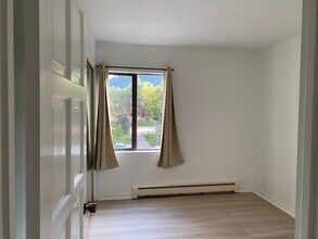 2211 SW 1st Ave, Unit 306 in Portland, OR - Building Photo - Building Photo