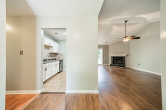 Room in House on Sherington Way in Charlotte, NC - Building Photo - Building Photo