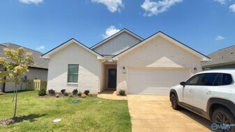 14480 Mountain Strm Dr in Athens, AL - Building Photo