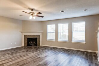 20735 Fox Cliff Ln in Humble, TX - Building Photo - Building Photo