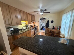 1012 Montgomery St NW in Blacksburg, VA - Building Photo - Building Photo