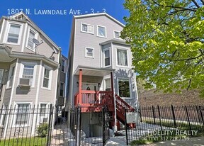 1807 N Lawndale Ave in Chicago, IL - Building Photo