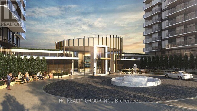 25 McMahon Dr in Toronto, ON - Building Photo - Building Photo