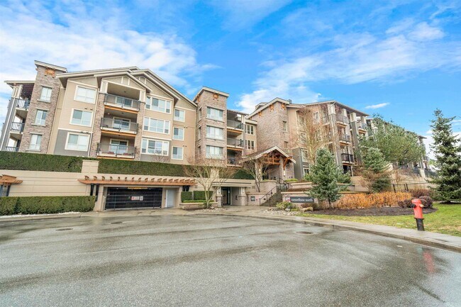 5655 210A St in Langley, BC - Building Photo - Building Photo