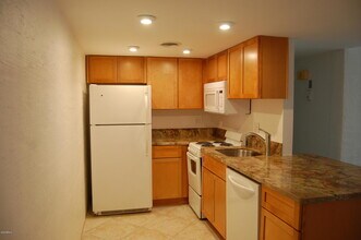 3416 N 44th St in Phoenix, AZ - Building Photo - Building Photo