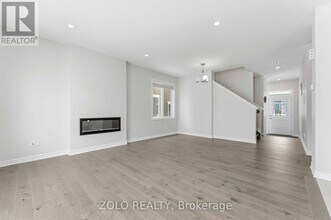 4130 Obsidian St in Ottawa, ON - Building Photo - Building Photo