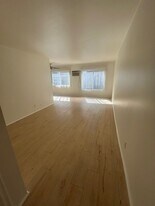 1920 Manning Ave, Unit 6 in Los Angeles, CA - Building Photo