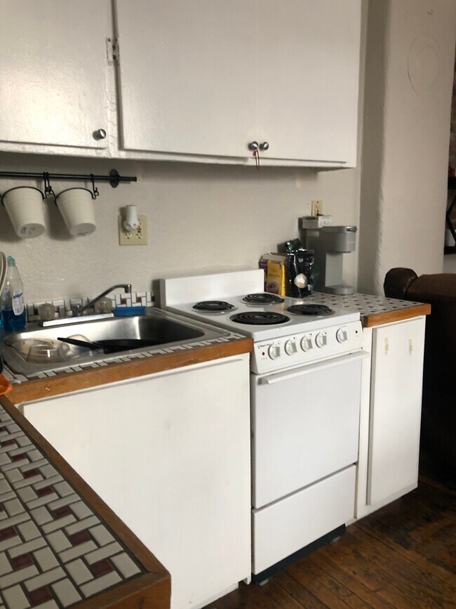 72 Revere St in Boston, MA - Building Photo - Building Photo