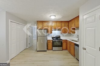 305 Deer Park Dr in Athens, GA - Building Photo - Building Photo