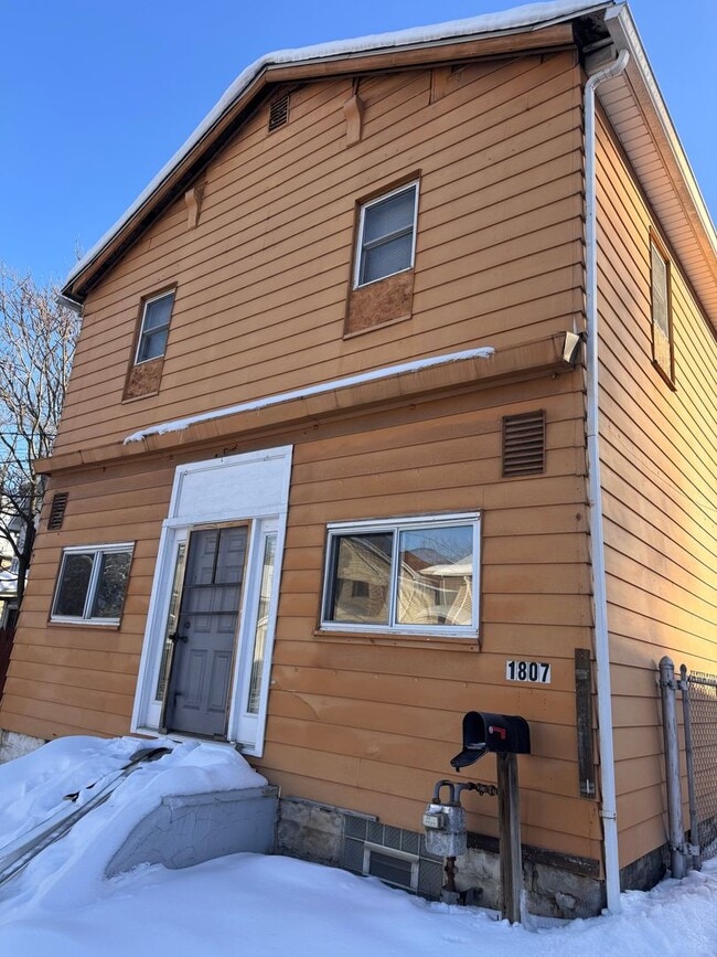 property at 1807 Moravia St