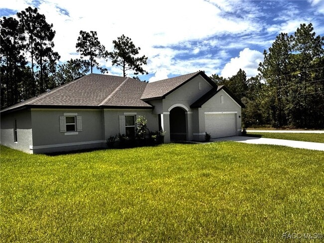 1 Boxleaf Ct in Homosassa, FL - Building Photo - Building Photo