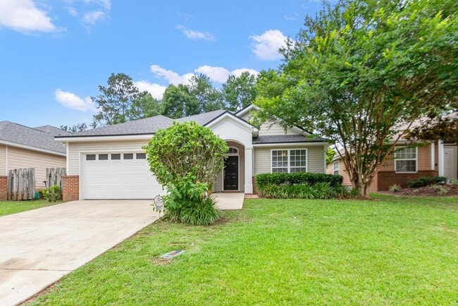 property at 2521 Heathrow Dr