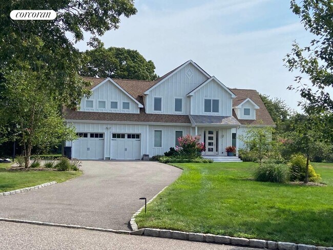 property at 17 Willowood Ct