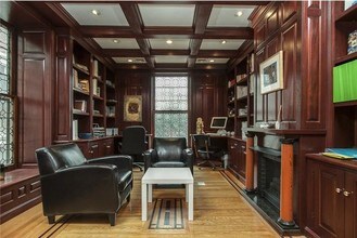1613 Spruce St in Philadelphia, PA - Building Photo - Building Photo