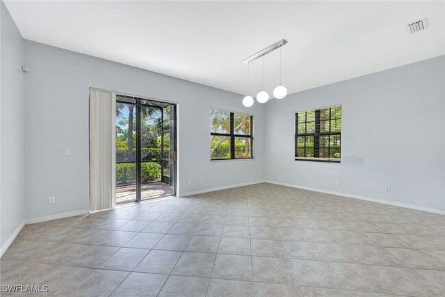 1126 Medan Ct N in Naples, FL - Building Photo - Building Photo