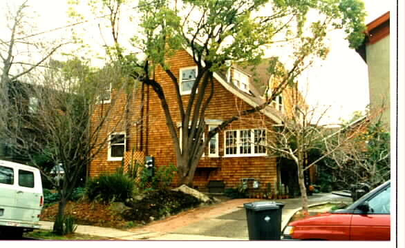 2909-2911 Regent St in Berkeley, CA - Building Photo - Building Photo