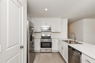 2732 Mistwood Dr in Fort Worth, TX - Building Photo - Building Photo