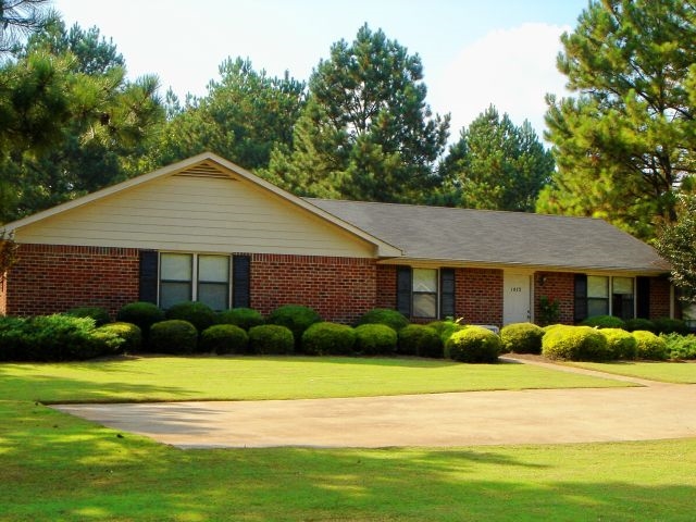 Wellington Park in Watkinsville, GA - Building Photo