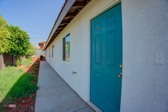 1028 Jeffrey St in Bakersfield, CA - Building Photo - Building Photo