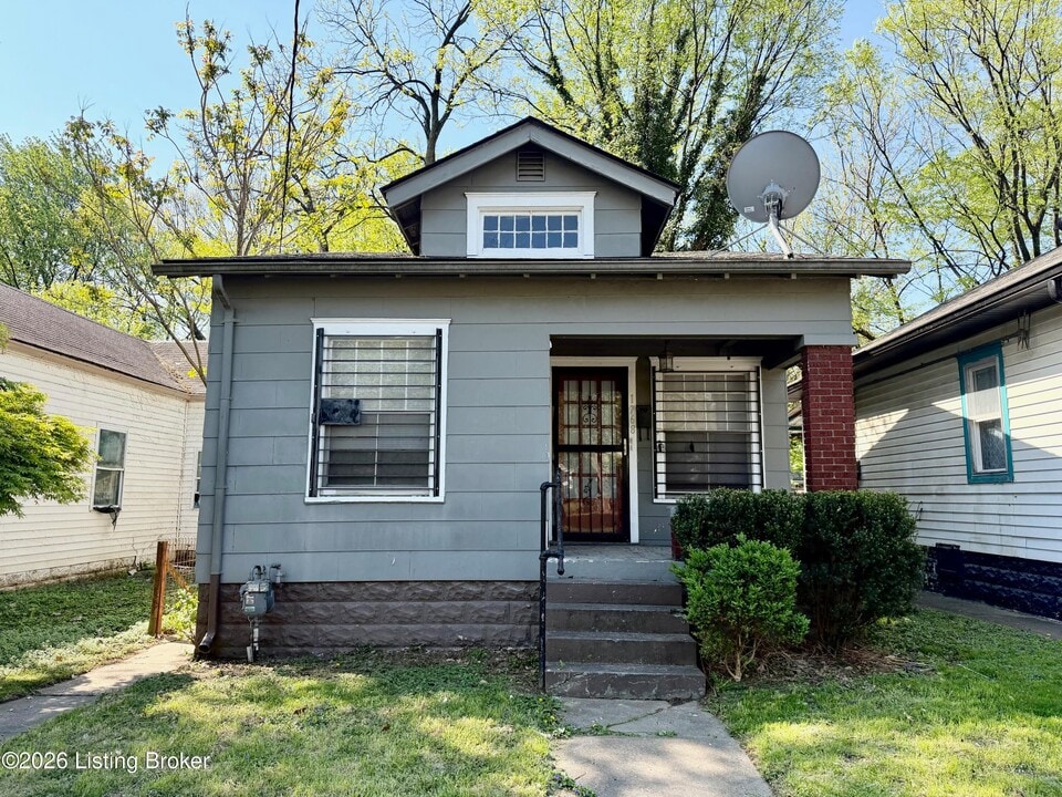 1768 W Hill St in Louisville, KY - Building Photo