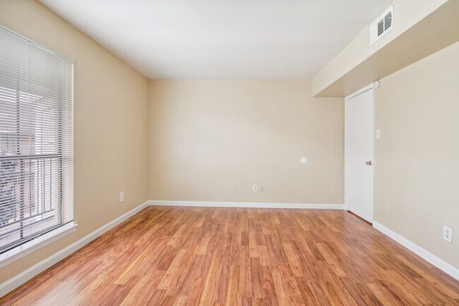 12770 Rodeo Square Dr