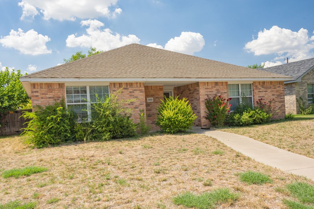 3810 S Aldredge St in Amarillo, TX - Building Photo