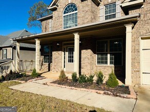 7 Hollow Way Point in Newnan, GA - Foto de edificio - Building Photo