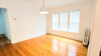 4011 N Avers Ave in Chicago, IL - Building Photo - Building Photo