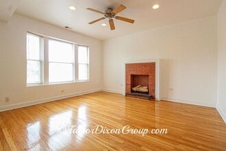 2016 E 68th St in Chicago, IL - Building Photo - Building Photo