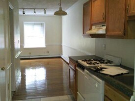 6 Wait St, Unit 6 in Boston, MA - Building Photo