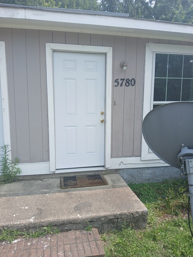 property at 5780 Aftonshire Dr